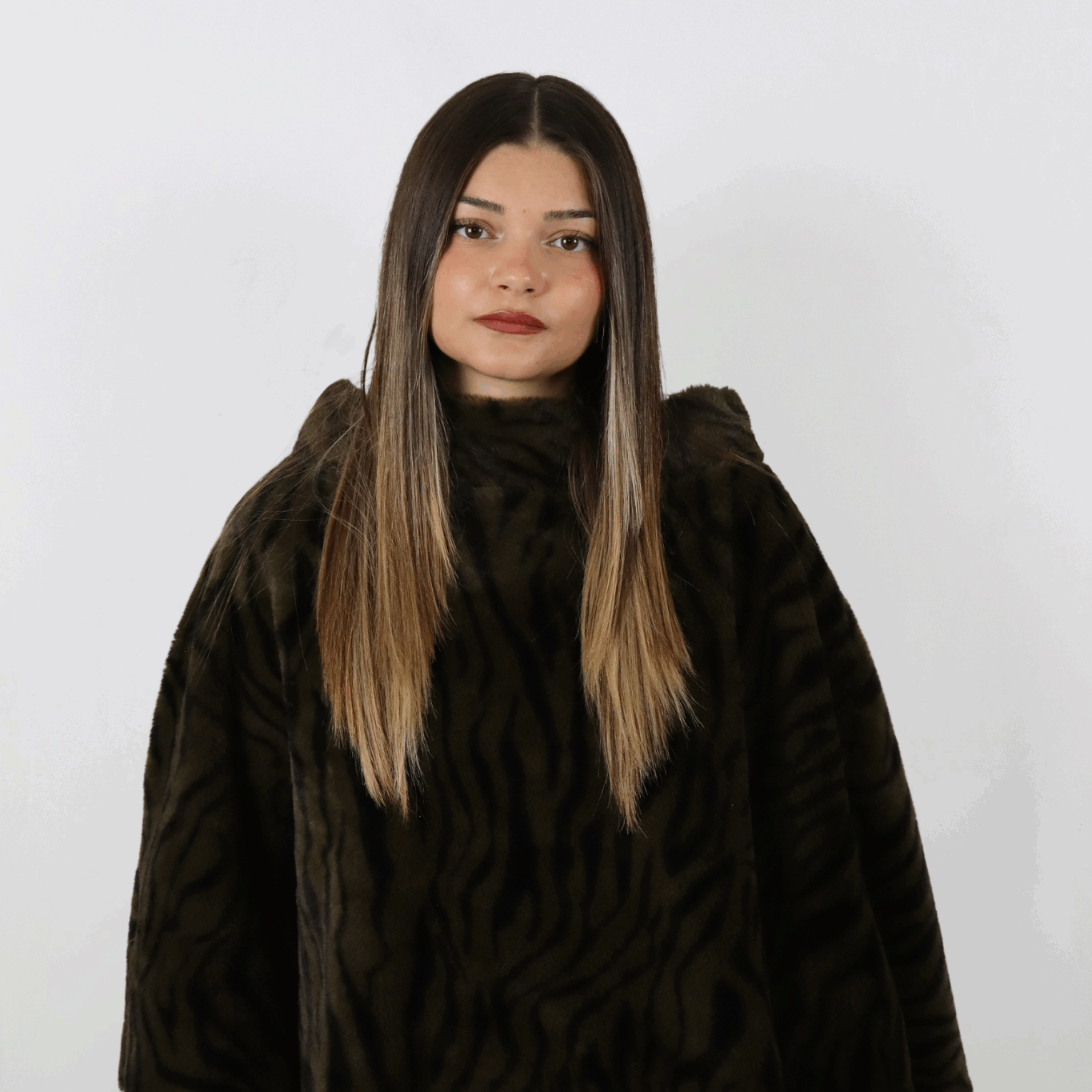 SIS WildAura – Poncho d’Hiver