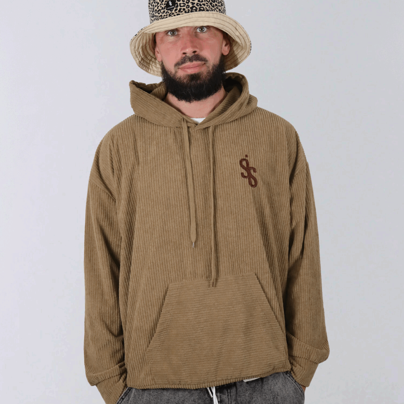 SIS VelourCraft – Pull en Velours Côtelé Beige