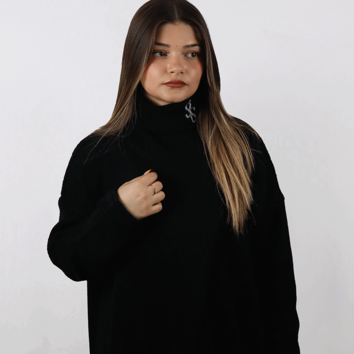 SIS Midnight Grace – Pull Col Roulé